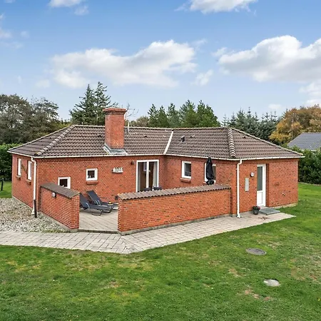 Pernilla - 2km From The Sea By Interhome Feriehus *