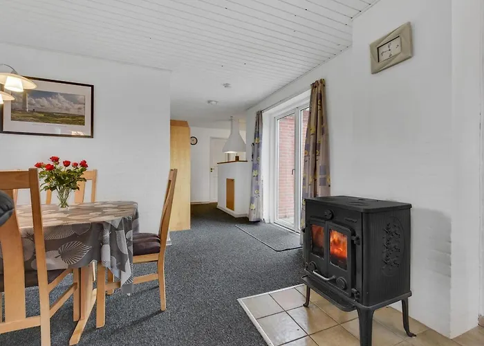 Holiday home Pernilla - 2km From The Sea By Interhome *