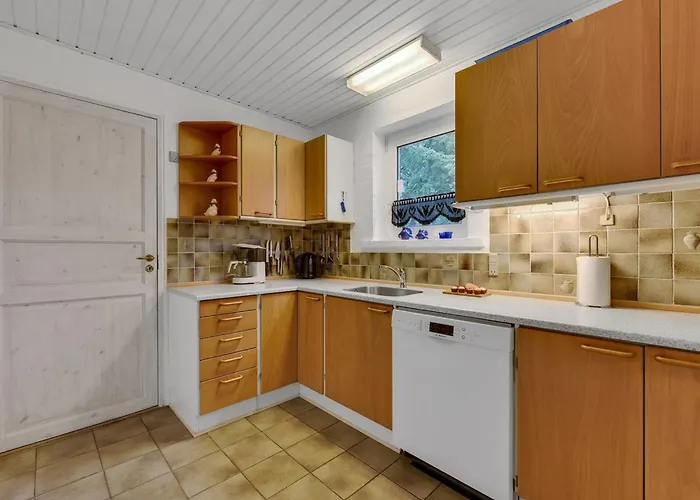 Pernilla - 2km From The Sea By Interhome *