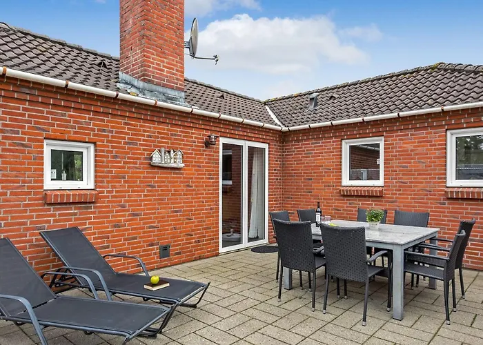 Holiday home Pernilla - 2km From The Sea By Interhome Blavand