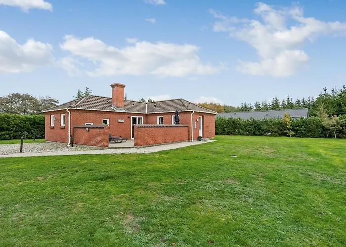 Pernilla - 2km From The Sea By Interhome *